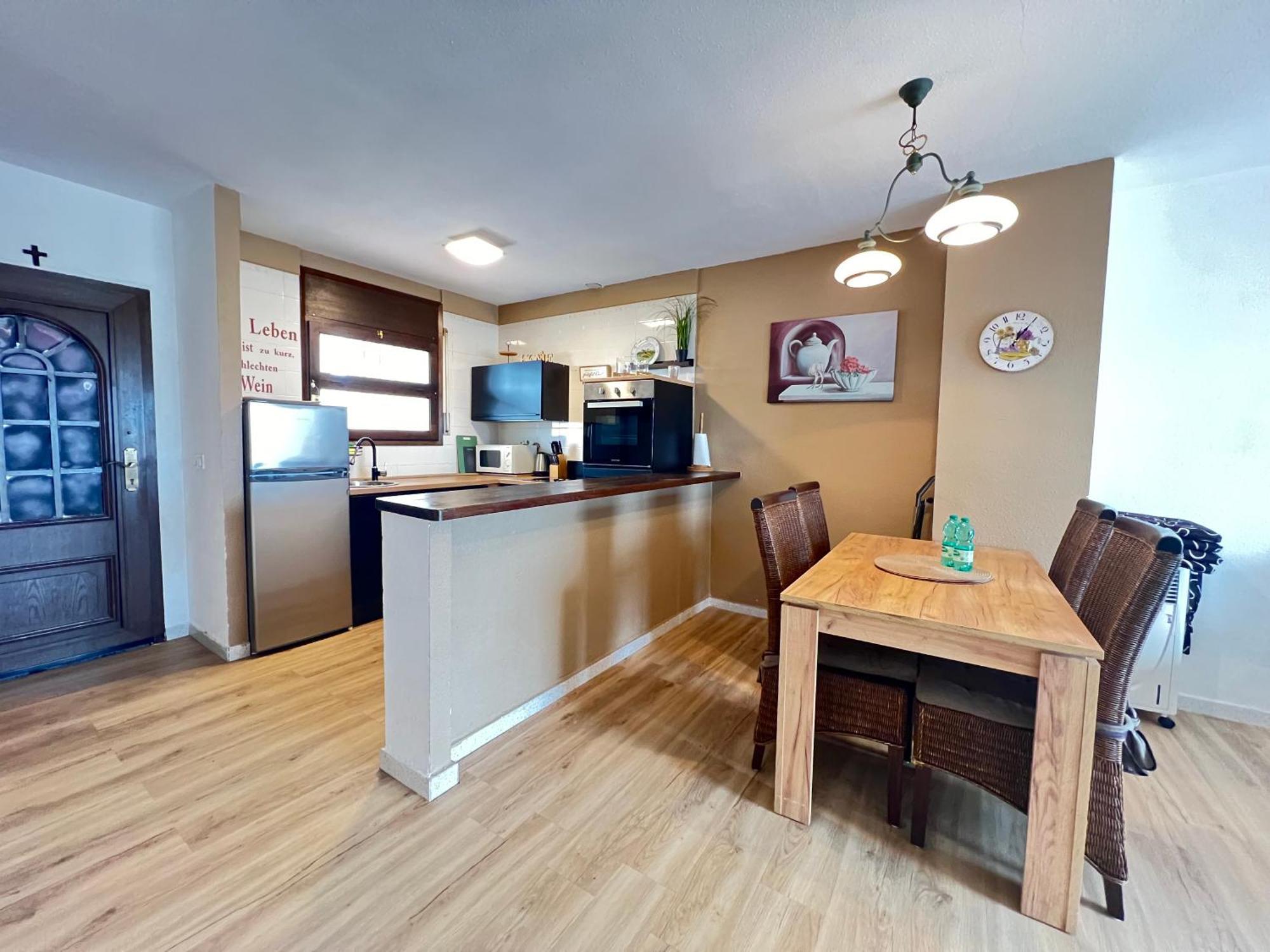 Apartamento Gran Lago Con Vistas Al Canal 艾姆布里亚布拉瓦 外观 照片